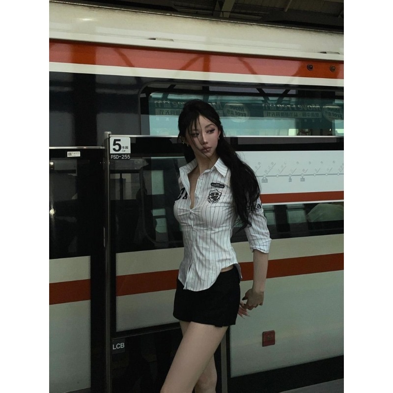 Women’s Korean Plaid Shirt Early Autumn Loose Lazy Style Top Outerwear Checkered Shirt Jacket