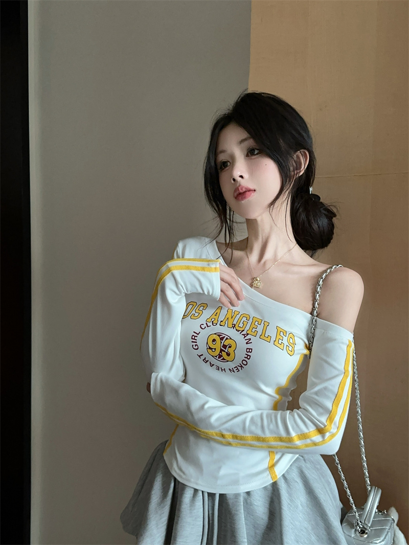 American Retro One-Shoulder Long-Sleeve T-Shirt for Women